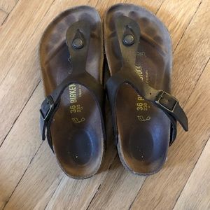 Birkenstock Women’s Gizeh Sandals